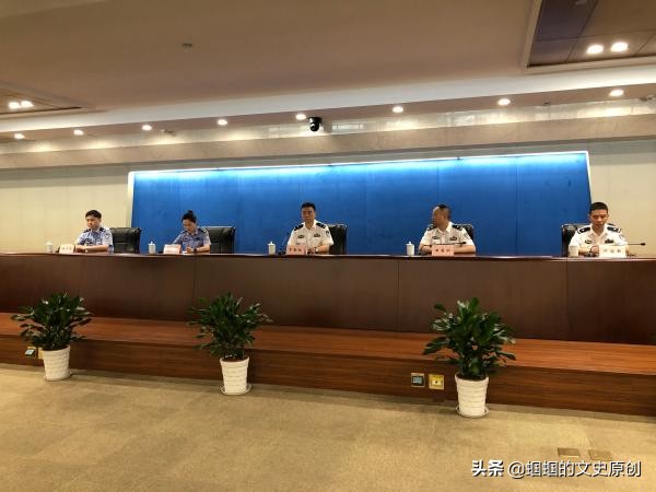 今日科普一下！辟谣重庆步行街爆炸,百科词条爱好_2024最新更新